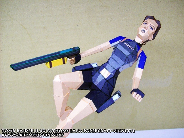 40 саженей Лары Крофт (Tomb Raider) paper model
