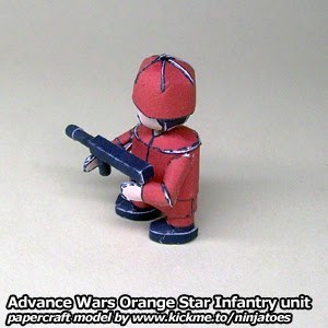 Пехотинец Orange Star Infantry (Advance Wars) paper model