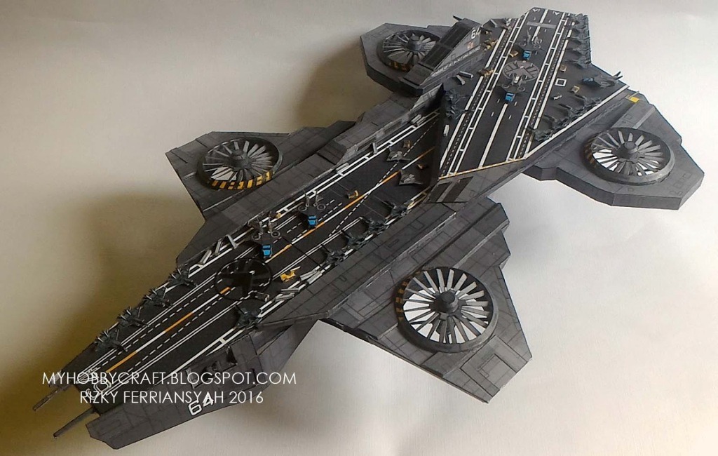 Летающий авианосец Helicarrier (Мстители) paper model