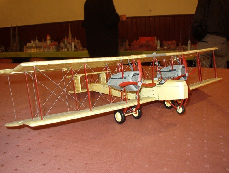 Modelik - 7/2001 - Бомбардировщик Vickers Vimy magazine