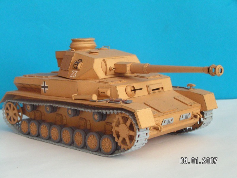 Modelik - 1/2002 - Танк Pzkpfw IV Ausf.G magazine