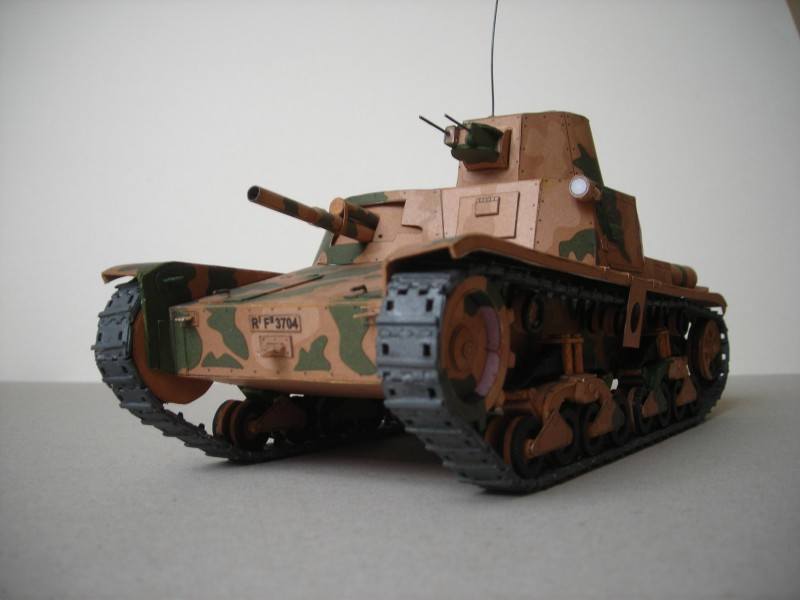 Modelik - 4/2002 - Танк M11/39 magazine