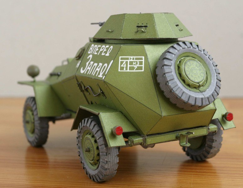 Modelik - 4/2003 - Бронеавтомобиль БА-64 magazine