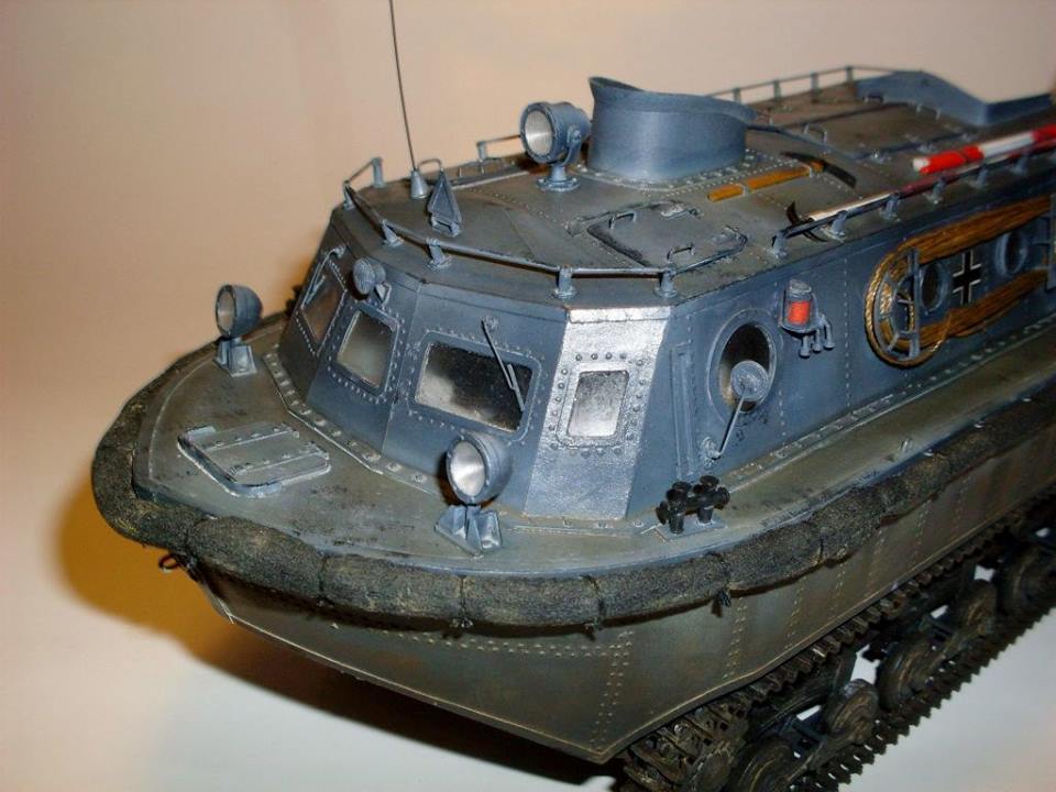 W.M.C. Models - 04/2011 (11) - Плавающий тягач Landwasserschlepper magazine