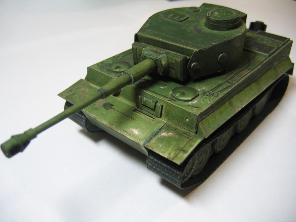 Бронекоробочка - 009 - Танк Тигр I и фоторамка World of Tanks magazine