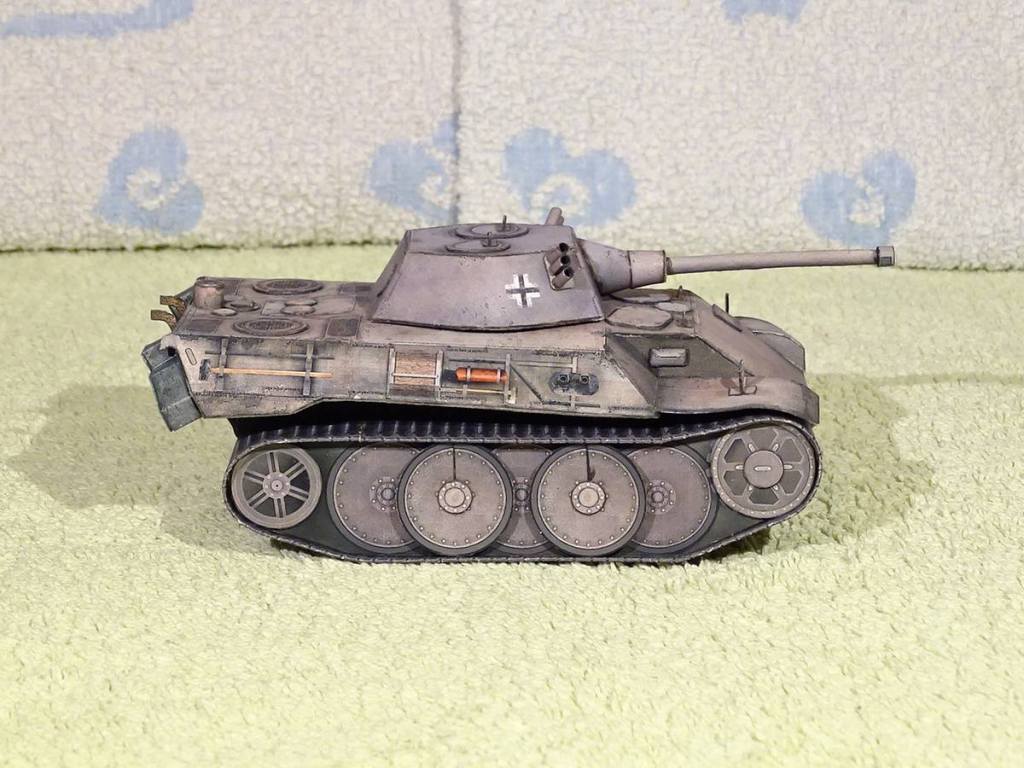 Макет танка - 002 - Танк VK 1602 Leopard magazine