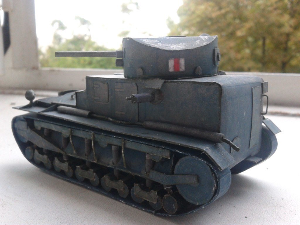 Макет танка - 009 - Танк Vickers Medium Mk.I magazine