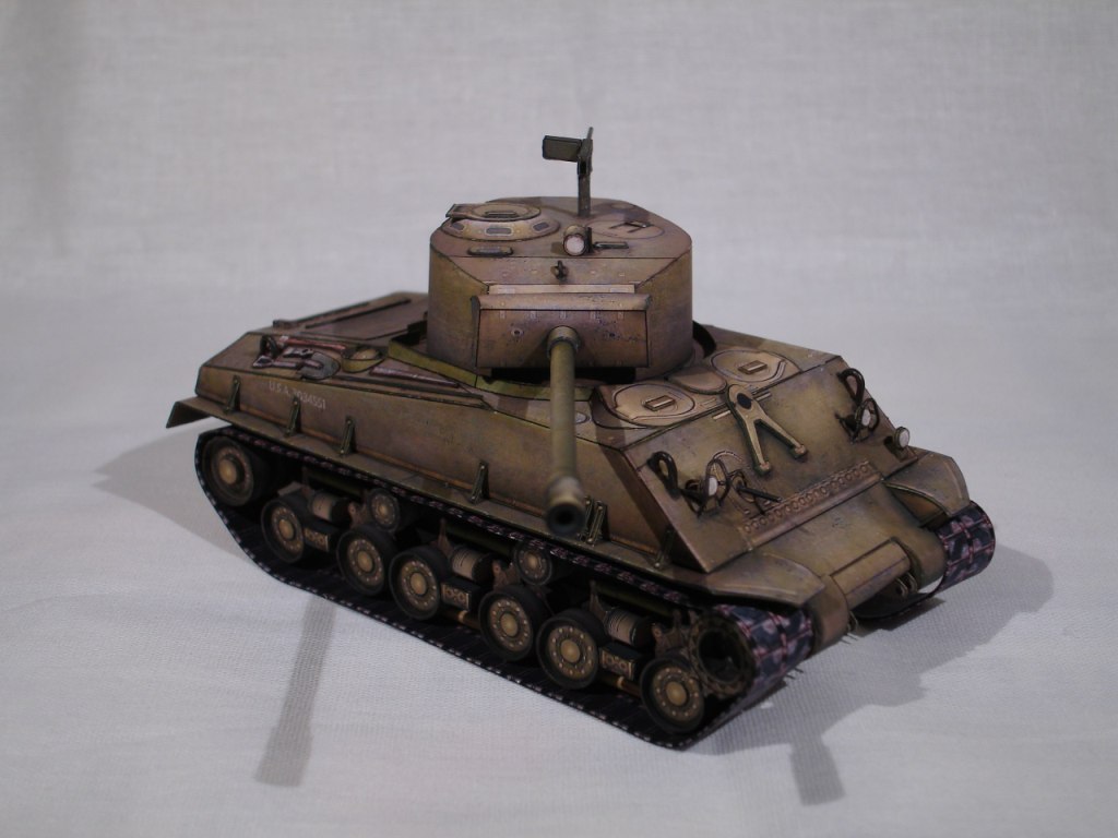 Макет танка - 026 - Танк М4А3Е8 Sherman magazine