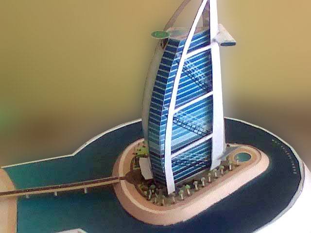 Отель Бурдж-эль-Араб (ОАЭ) paper model