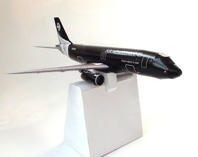 Авиалайнер Airbus A320 Air New Zealand paper model