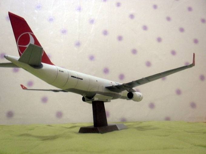 Авиалайнер Airbus A330 Turkish Airlines paper model