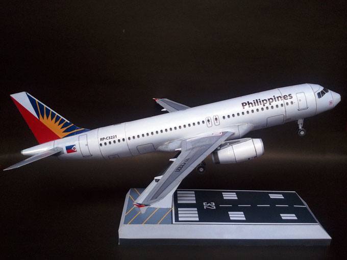 Авиалайнер Airbus A320 Philippine Airlines paper model