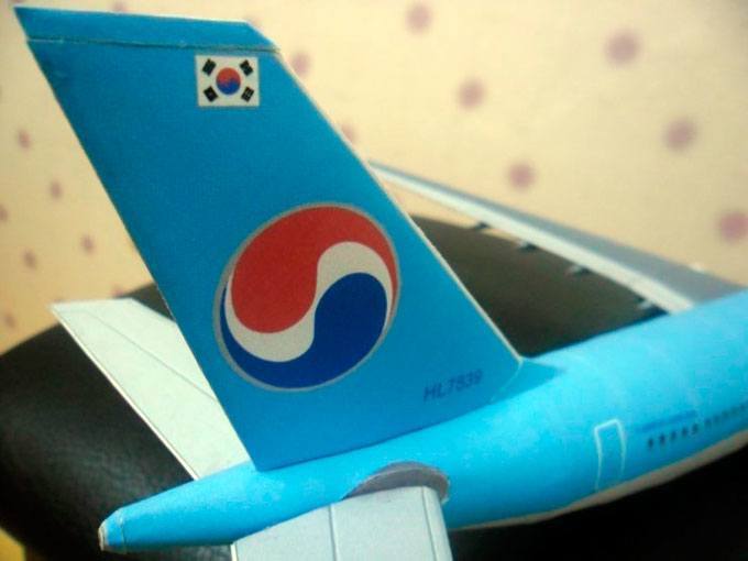 Авиалайнер Airbus A330 Korean Air paper model