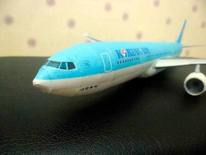 Авиалайнер Airbus A330 Korean Air paper model