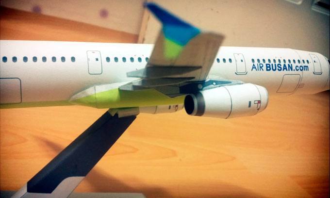 Авиалайнер Airbus A320 Air Busan paper model