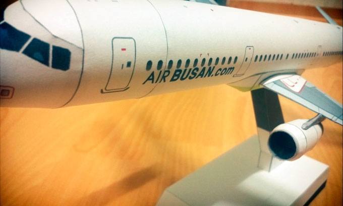 Авиалайнер Airbus A320 Air Busan paper model