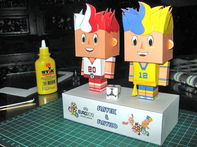 Славек и Славко paper model
