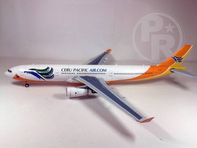 Авиалайнер Airbus A330 Cebu Pacific paper model