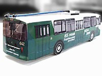 Троллейбус ЗиУ-682В paper model