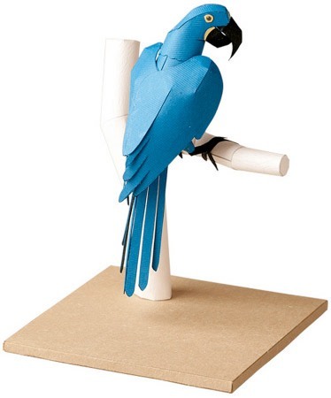 Гиацинтовый ара paper model
