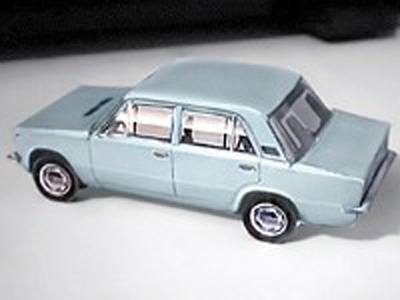 Автомобиль ВАЗ-21011 paper model