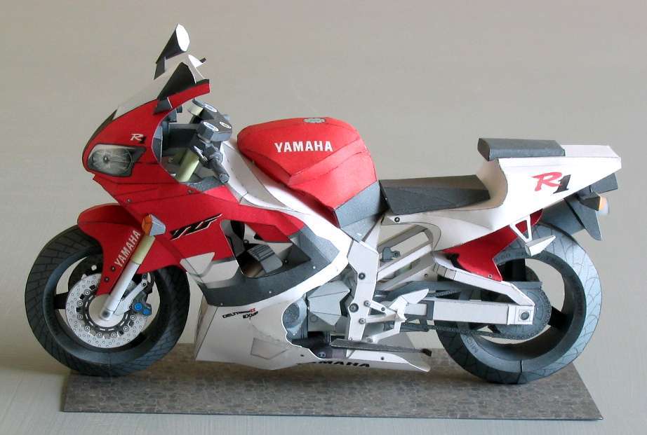 Мотоцикл Yamaha YZF-R1 [серия, часть 1/2] paper model
