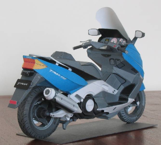 Скутер Yamaha TMAX paper model