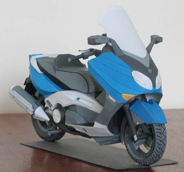 Скутер Yamaha TMAX paper model