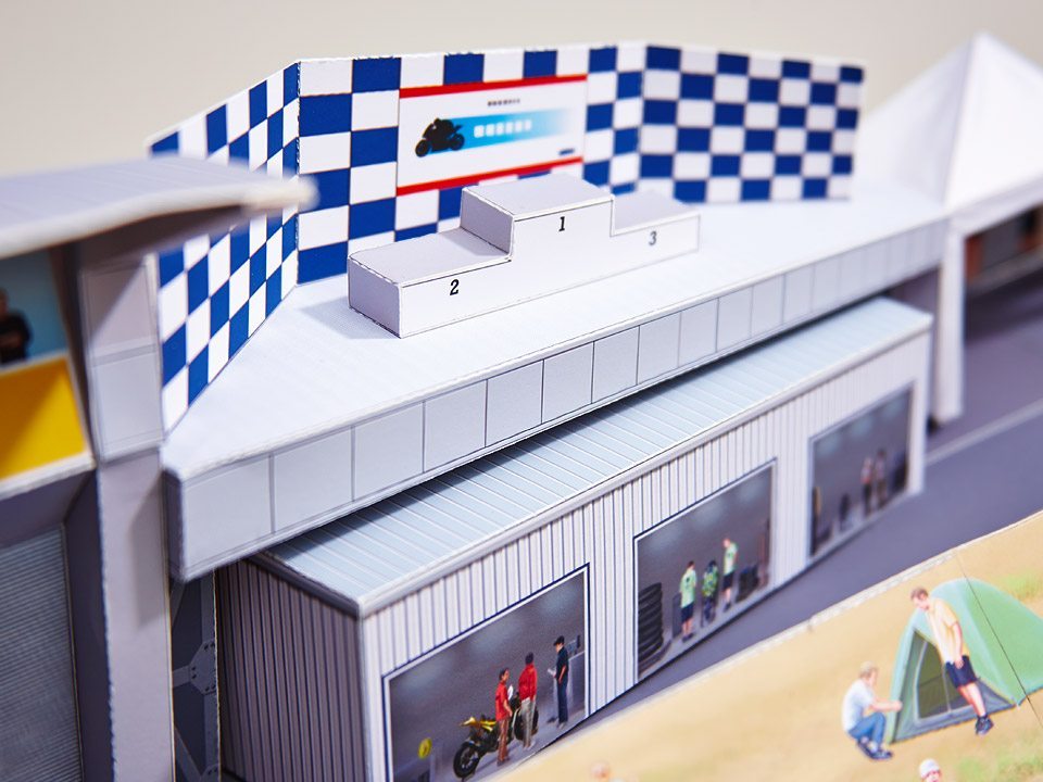 Диорама Мир гонок MotoGP paper model
