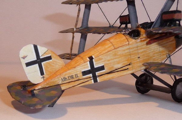 Истребитель Albatros D.II paper model