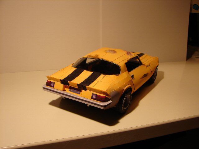 Трасформер Бамблби Chevrolet Camaro 1976 (Трансформеры) paper model