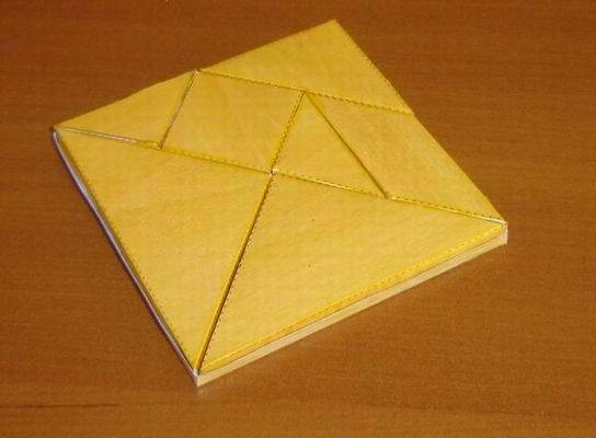 Головоломка Танграм paper model
