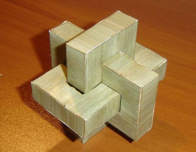 Головоломка Колючка (3 части) paper model