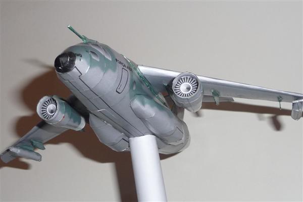 Самолет Embraer KC-390 paper model