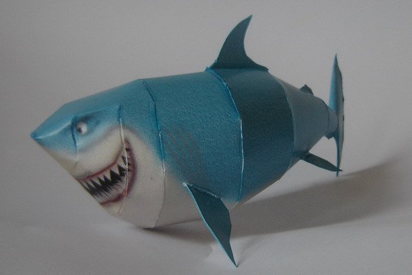 Акула Бугор (В поисках Немо) paper model