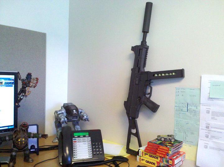 Пистолет-пулемет HK UMP45 paper model