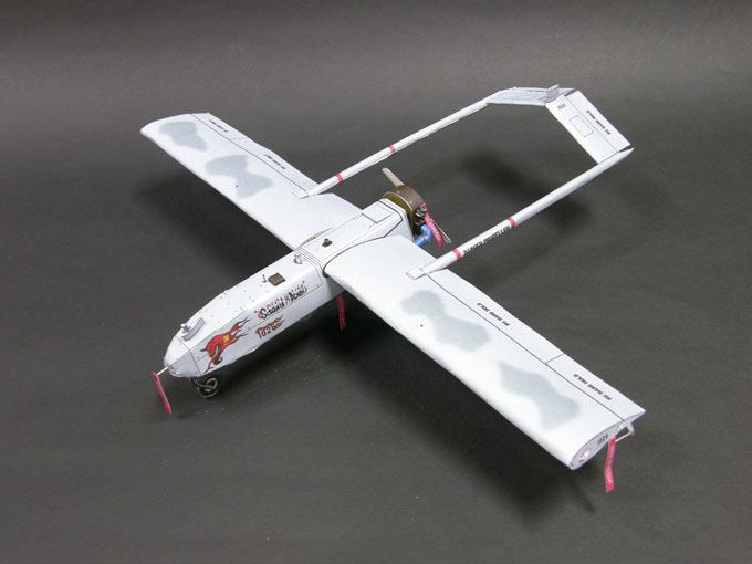 Беспилотный самолет RQ-7 Shadow paper model