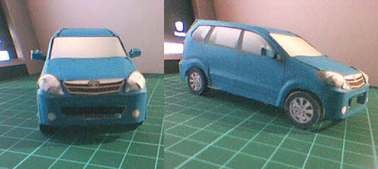 Автомобиль Toyota Avanza paper model