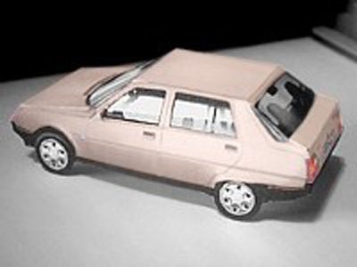 Автомобиль ЗАЗ-1103 Славута paper model