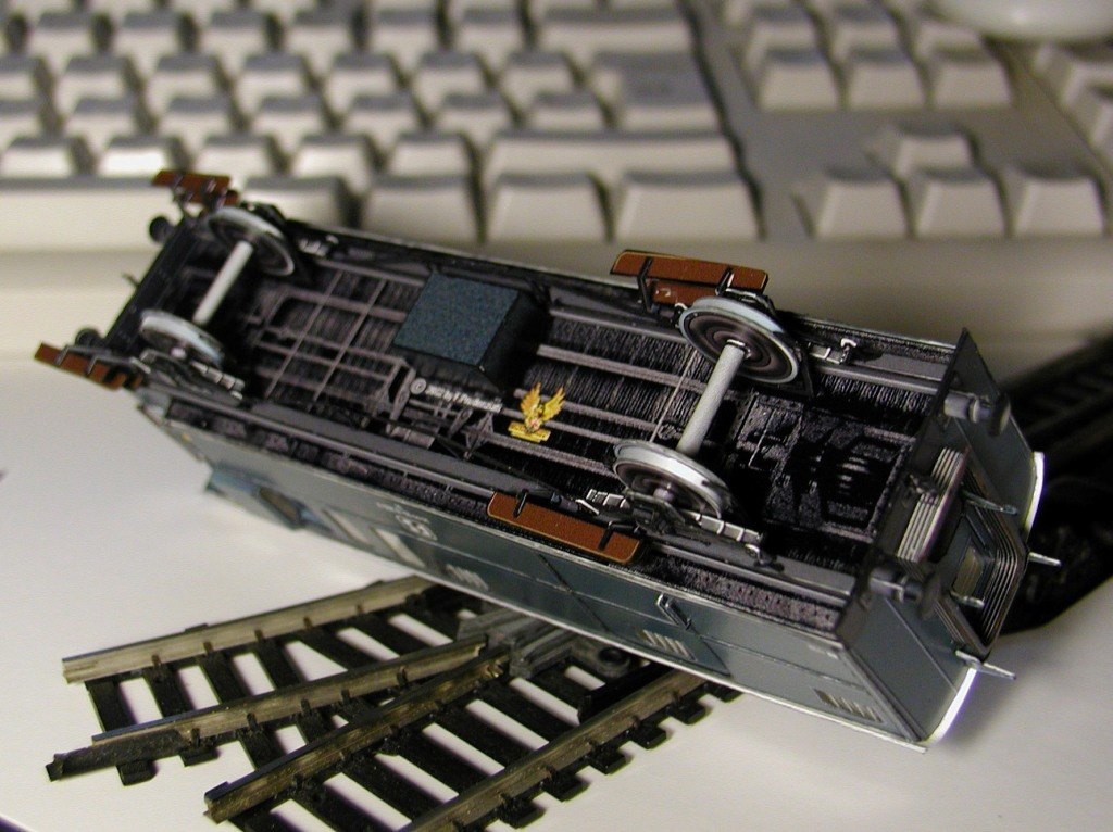 Магистральный вагон типа DI 92000 paper model