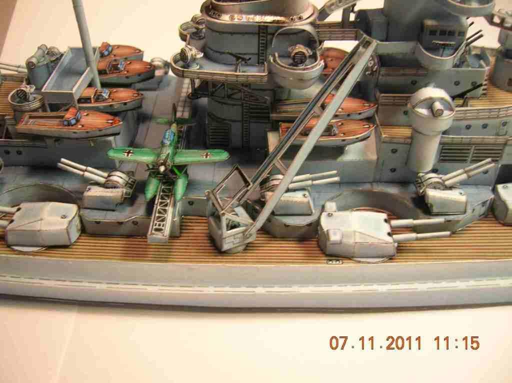 Линкор Бисмарк paper model