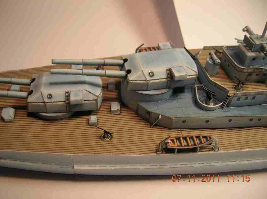 Линкор Бисмарк paper model