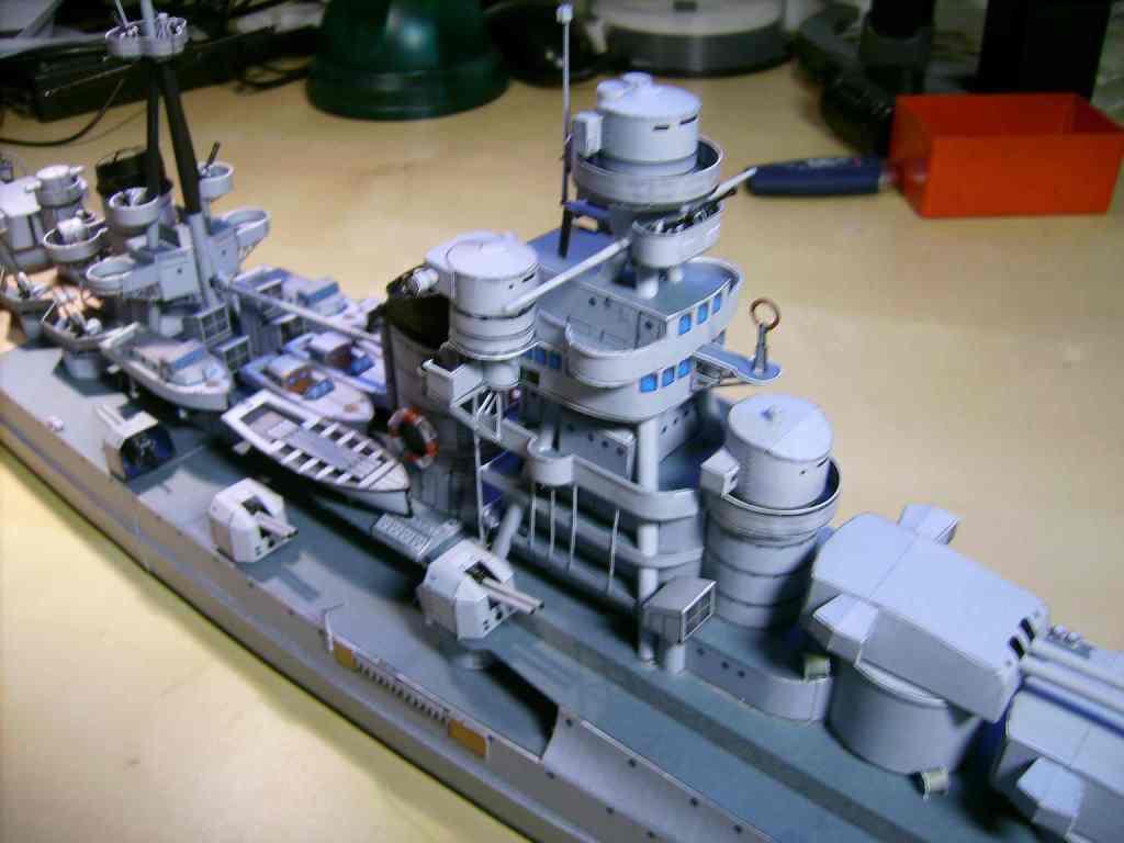 Крейсер Зара / Zara paper model