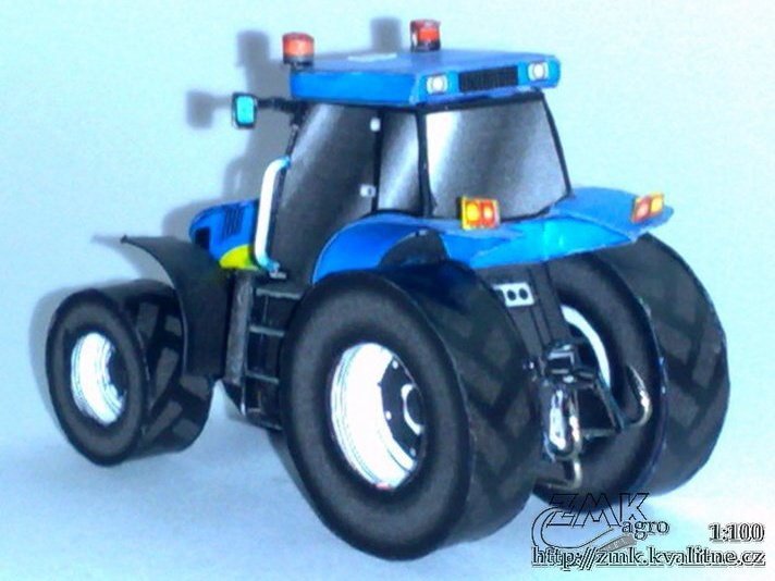 Трактор New Holland T8050 paper model