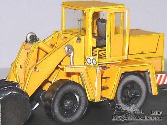 Погрузчик UNC-151 paper model