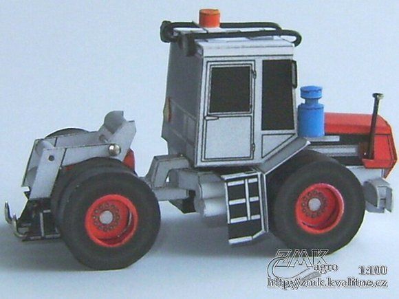 Трактор ST-180 paper model