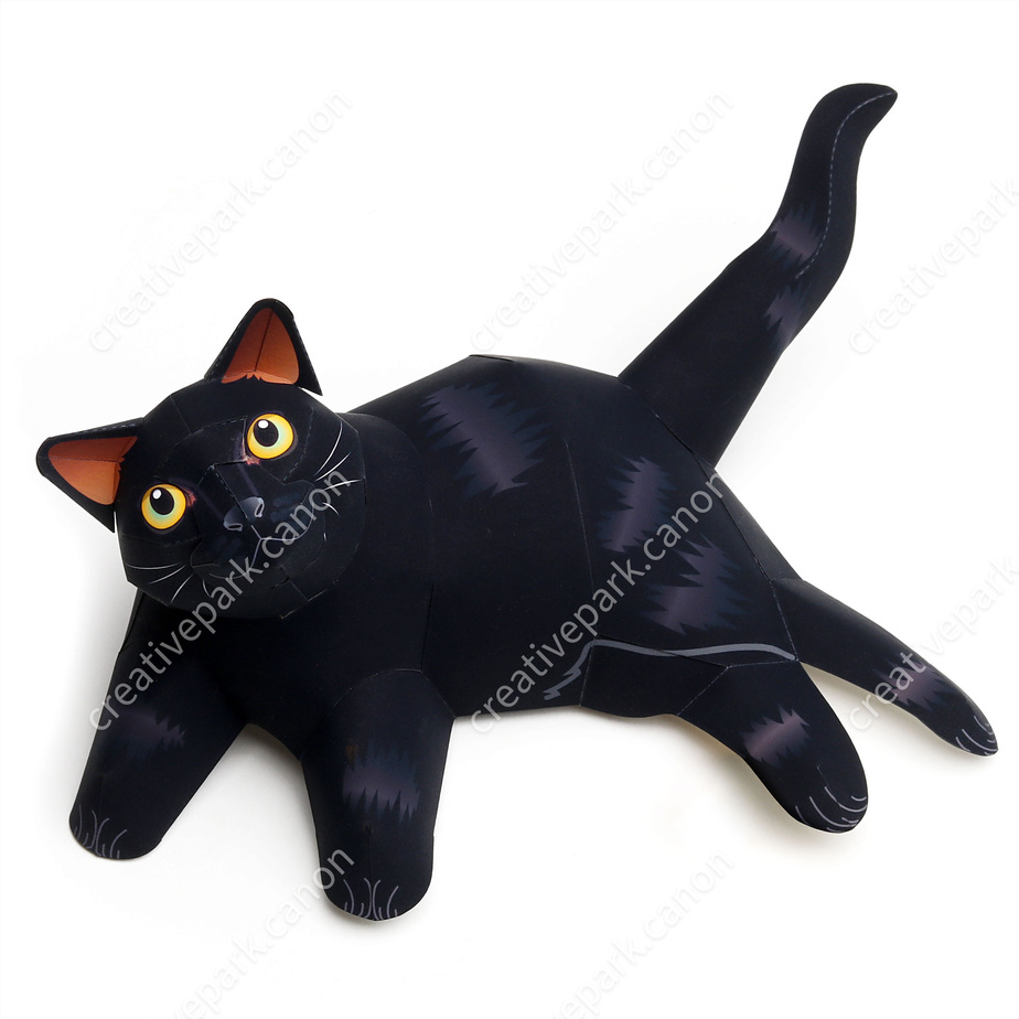 Чёрная кошка на Хэллоуин paper model