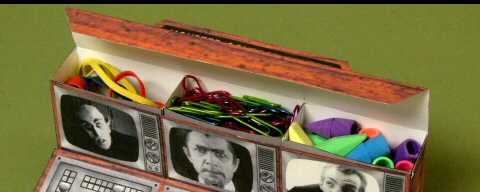 Центр управления монстрами paper model