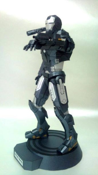 Воитель (Железный человек) paper model