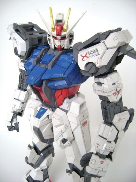 Робот GAT-X105 Strike Gundam (Gundam) paper model